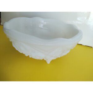 Vintage Milk Glass McKee Toltec Old Quilt Pattern Three Footed Bowl 7"